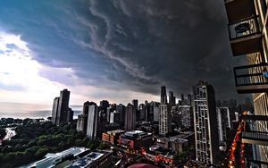 Superb_city_storm_clouds_Full_.jpg