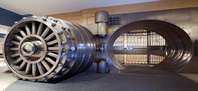 bank_vault.jpg