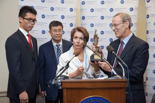 nancy-carl-demaward2.png