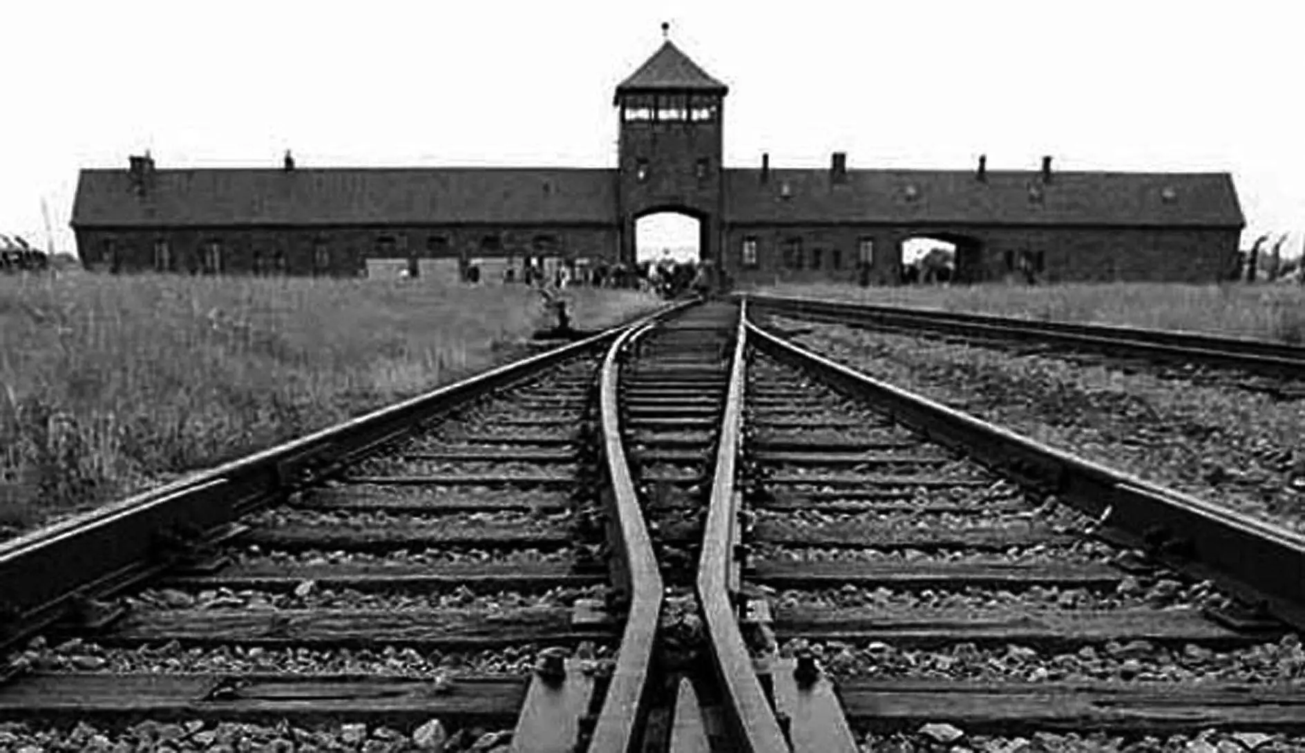 auschwitz_entree.jpg