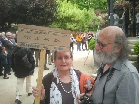 manifestation-sarlat-gaz-de-schiste.jpg