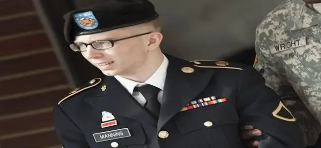 bradley_maning_20_07_2012.jpg