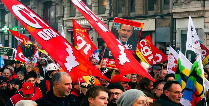 Macron mintpress 18 01 2020
