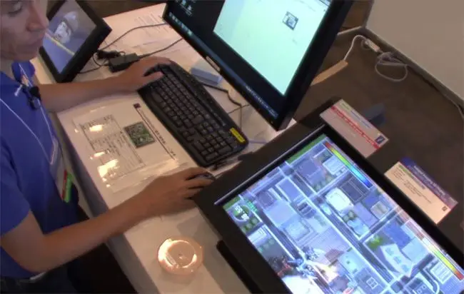 naked-eye-display.jpg