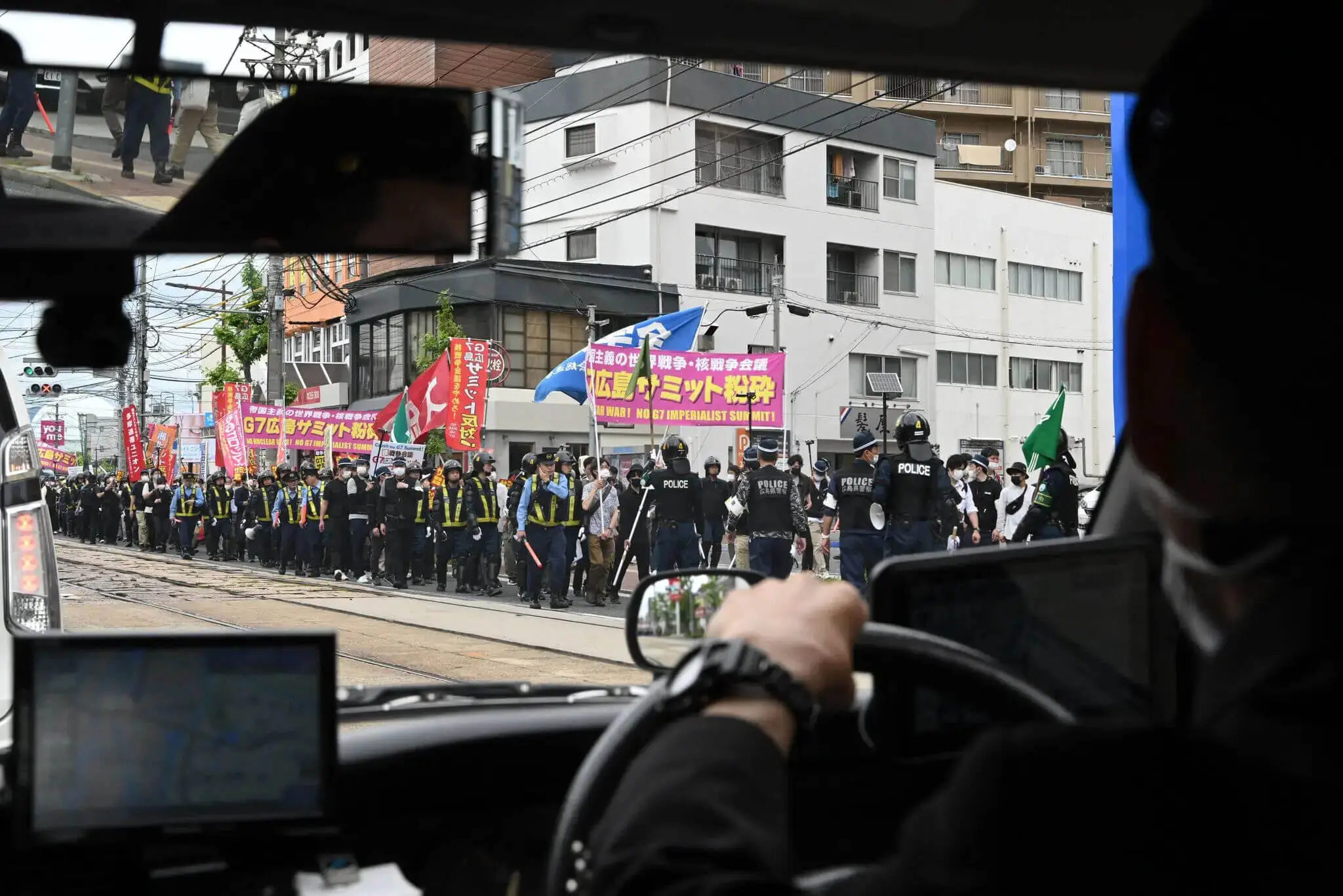 manifestants hiroshima