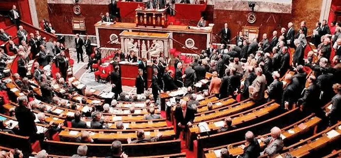 Assemblee sapin 2 10 06 2016