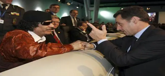 Kadhafi_sarkozy.jpg