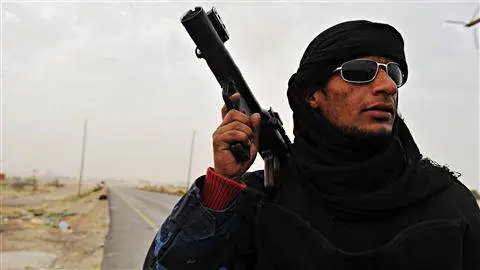 AFP_110305_00l00_rebelle-las-ranuf_8.jpg