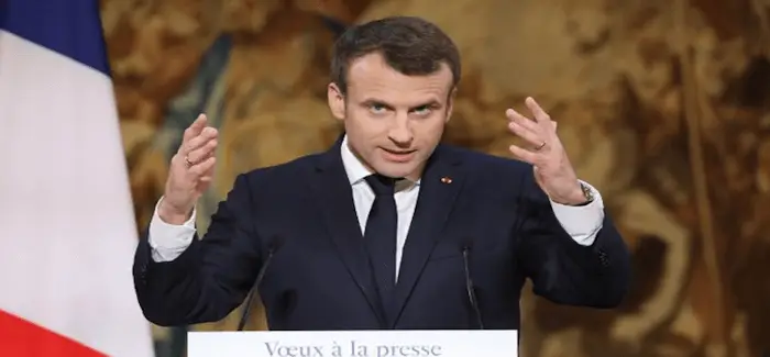 Macron fake news 04 01 2018