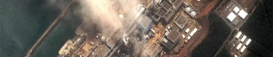 cropped-7668591522_vue-du-ciel-de-la-centrale-nucleaire-de-fukushima-11.jpg