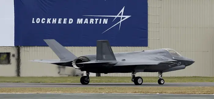 F35 26 04 2017