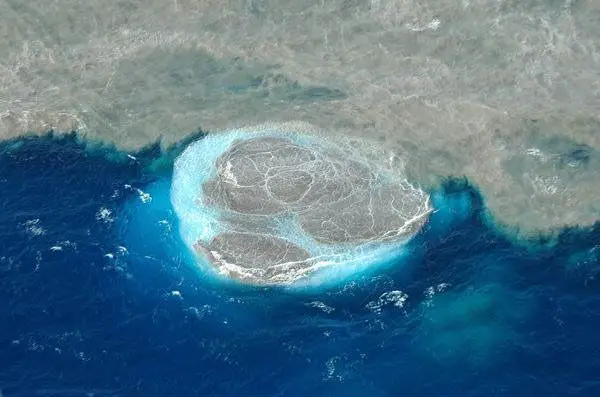 volcan_sous-marin_Hierro.jpg