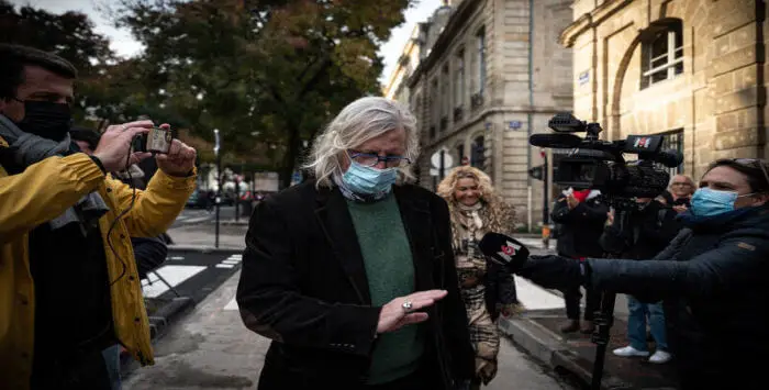 Raoult echappe radiation blame
