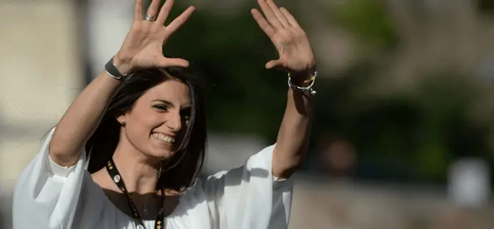 Virginia Raggi elue maire de rome 20 06 2016