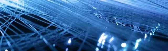 fibre-optique-ehQaeNwd.jpg