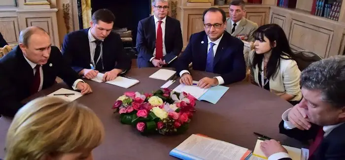 Sommet_minsk_09_02_2015.jpg