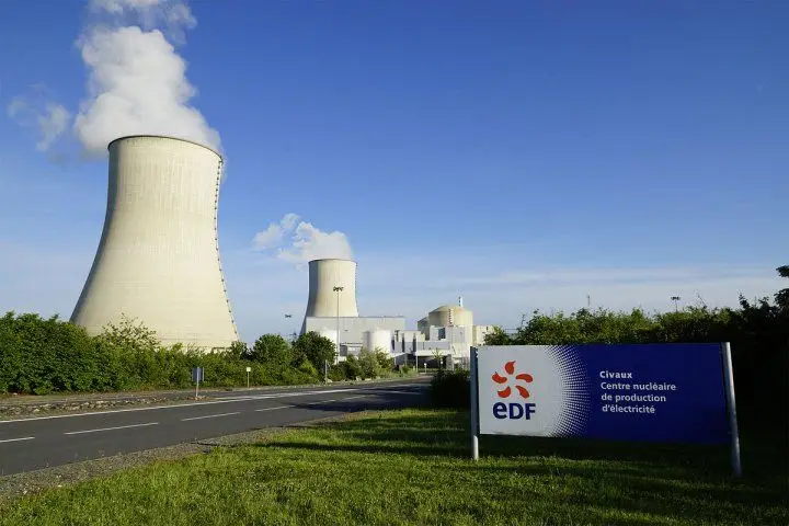 1200px entre e de la centrale de civaux c5500