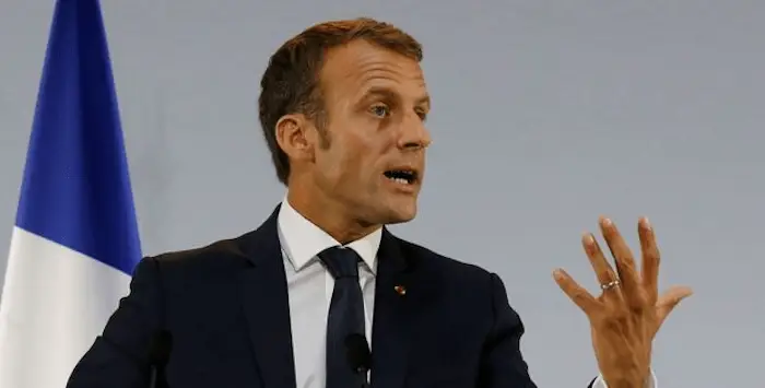 Macron rsa