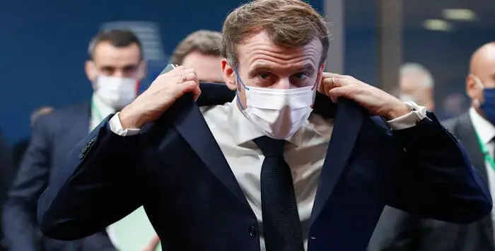 Macron survie