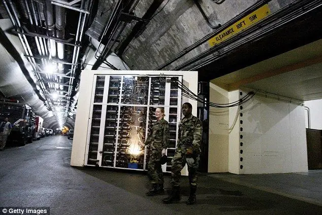 cheyenne_door_bis.jpg
