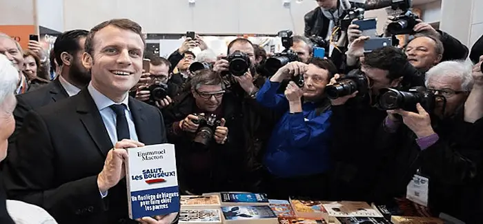 Macron bouseux 02 09 2018