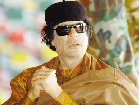 portrait-Kadhafi.jpeg