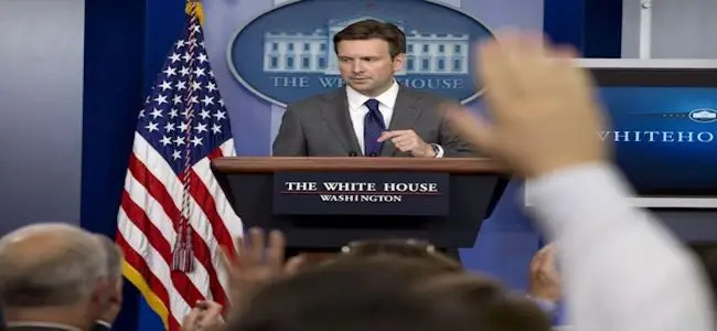 Josh_Earnest.jpg