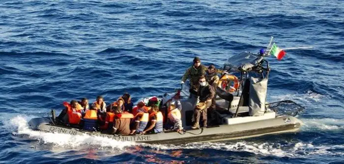 migrants_sauve_lampelusa_03_01_2014.jpg