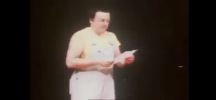 Journaliste coluche 26 11 2017