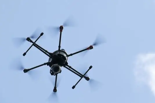 5051256 7 ed46 les drones de surveillance ici l un de ceux 293e54d66af684d4449a1900a59480b9