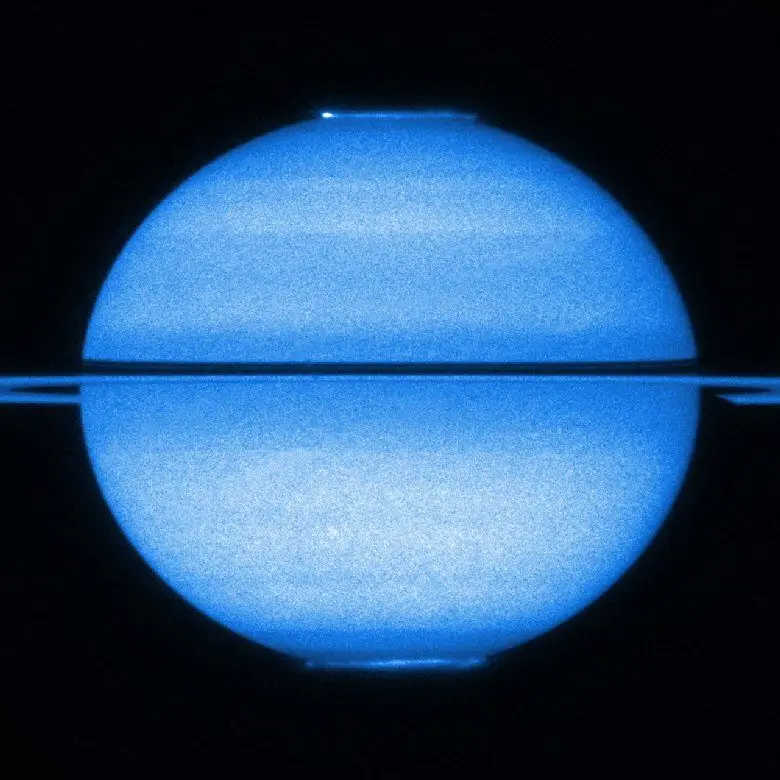 hubble-saturn.jpg
