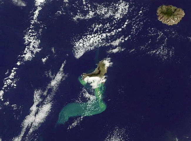 volcan_Hierro_ESA_112011.jpg