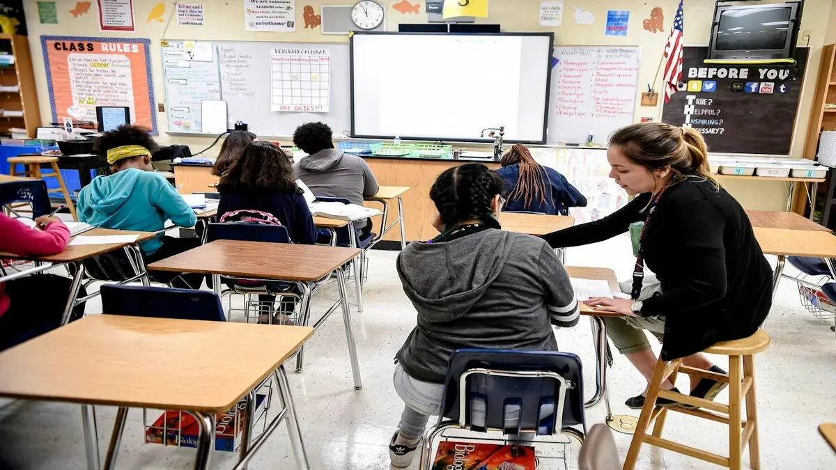 Selon des chercheurs, la structure familiale influe davantage sur la réussite scolaire des enfants que l'origine ethnique ou le niveau de revenus (Zerohedge.com)