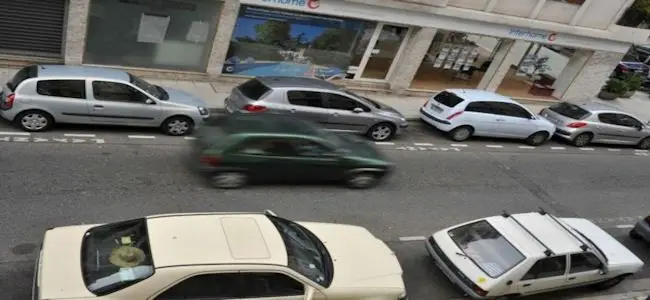 Racket_parking.jpg
