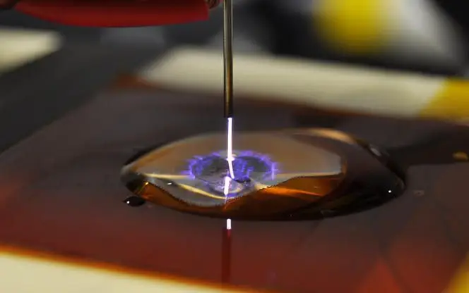 eau dbd sur liquide