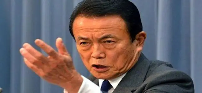 Taro_Aso_24_01_2013.jpg