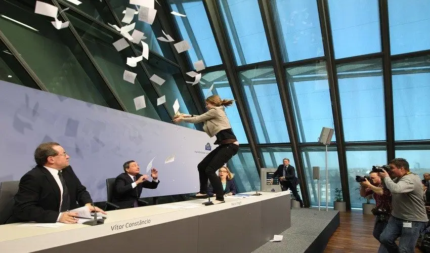 draghi_protest_1.jpg