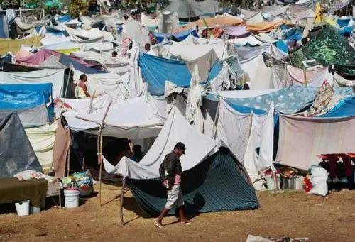 camp en haiti iii.jpg