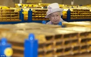Queen-Gold.jpg