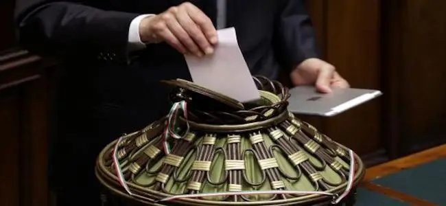vote_italie_20_04_2013.jpg