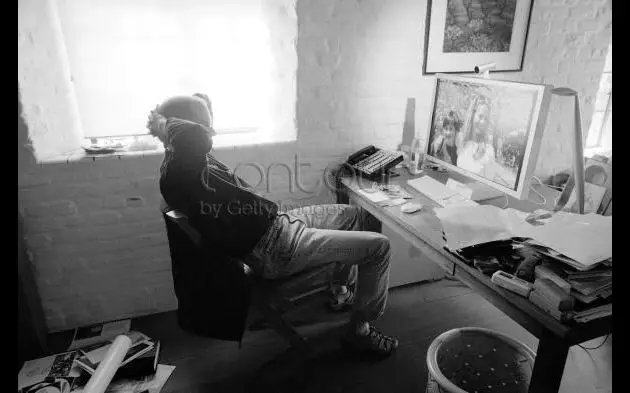 inside_steve_jobs_office.jpg