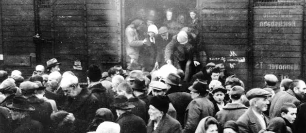 199032-deportation-juifs-train-une-jpg_93074.jpg