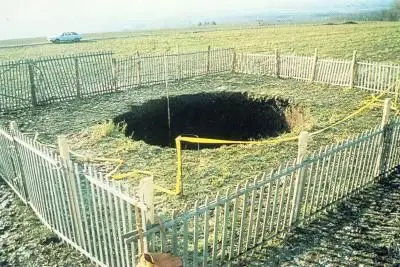 trou-de-begnins.jpg