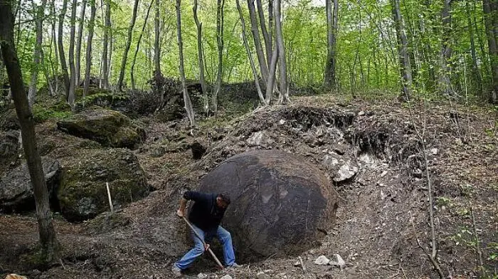 bosnie sphere mysterieuse 1 1