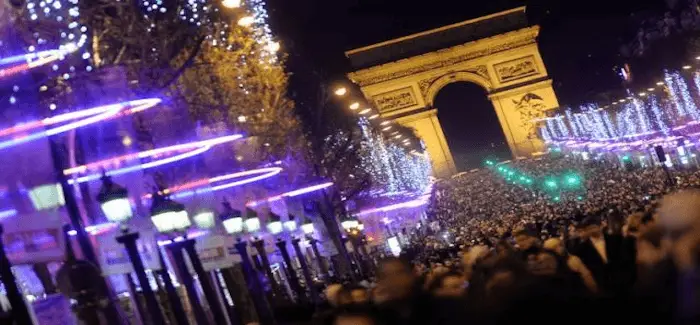 Foule_france_champs_21_12_2015.png