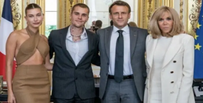 Macron abstention