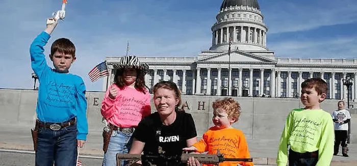 Enfants arme a feu usa 15 03 2016