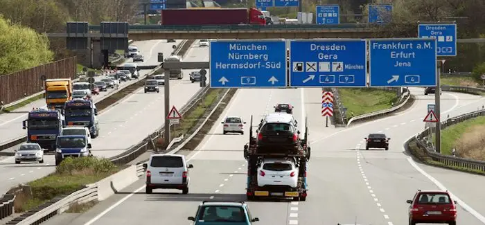 autobahn_10_05_2015.jpg