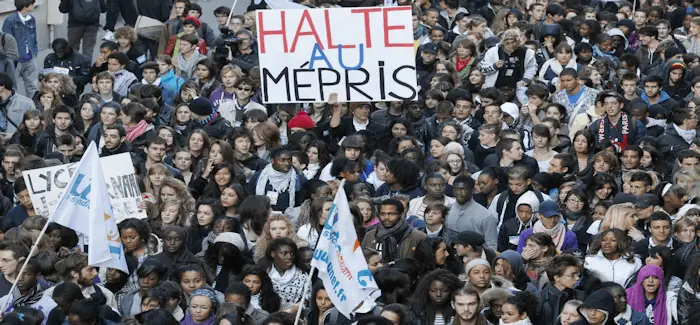 Halte au mepris 04 03 2016