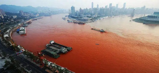 chine_yan_tse_kiang_rouge.jpg